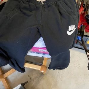 Women Nike sweatpants XS good condition